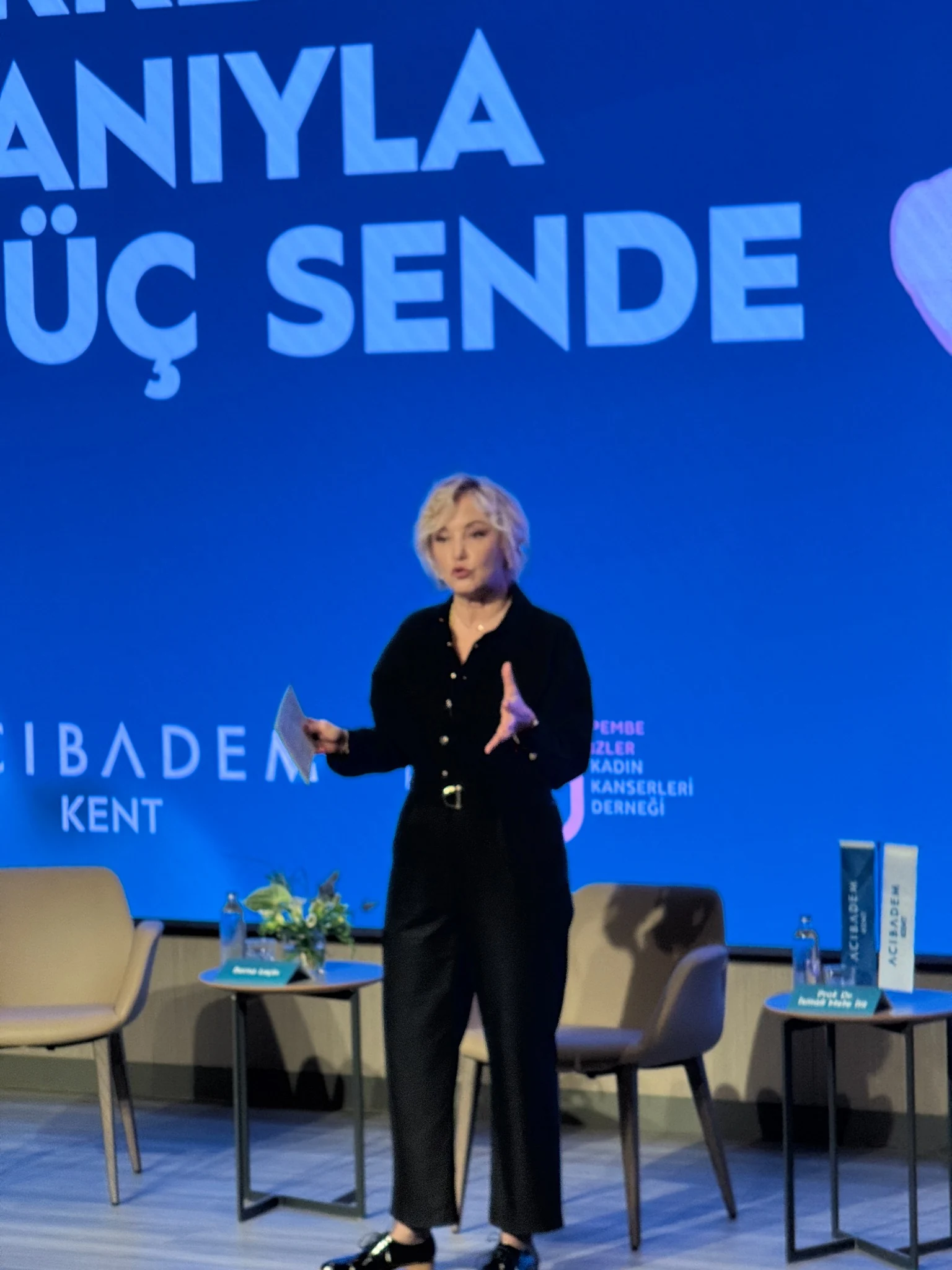 Acıbadem Kent Hastanesi etkinliğinde konuşmacı Berna Laçin